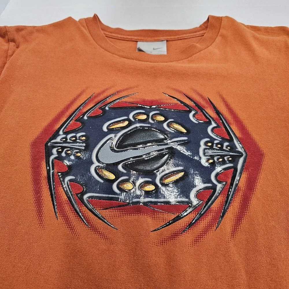 Nike T-Shirt Boy Youth Large Graphic Print Orange Gray Swoosh Streetwear Vintage